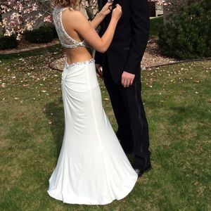 White prom dress/ wedding dress